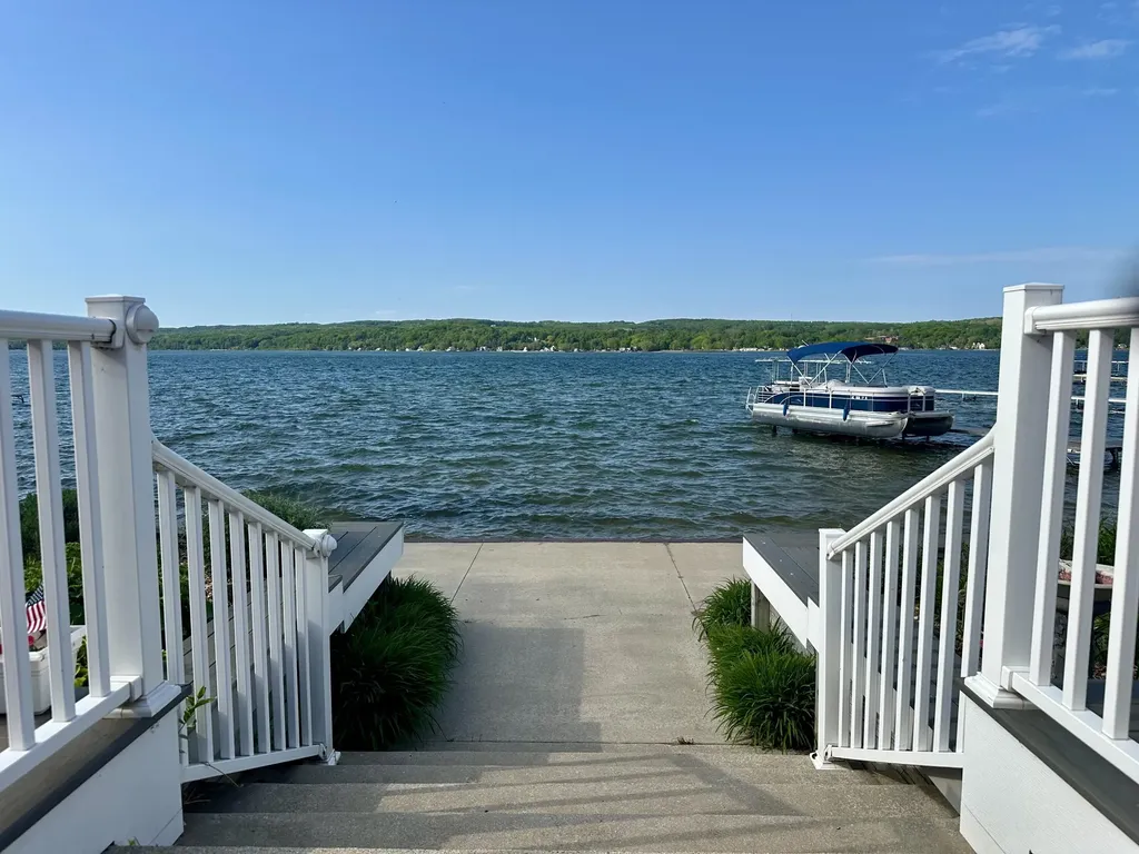 4554 Crescent Beach Road Onekama Village MI 49675
