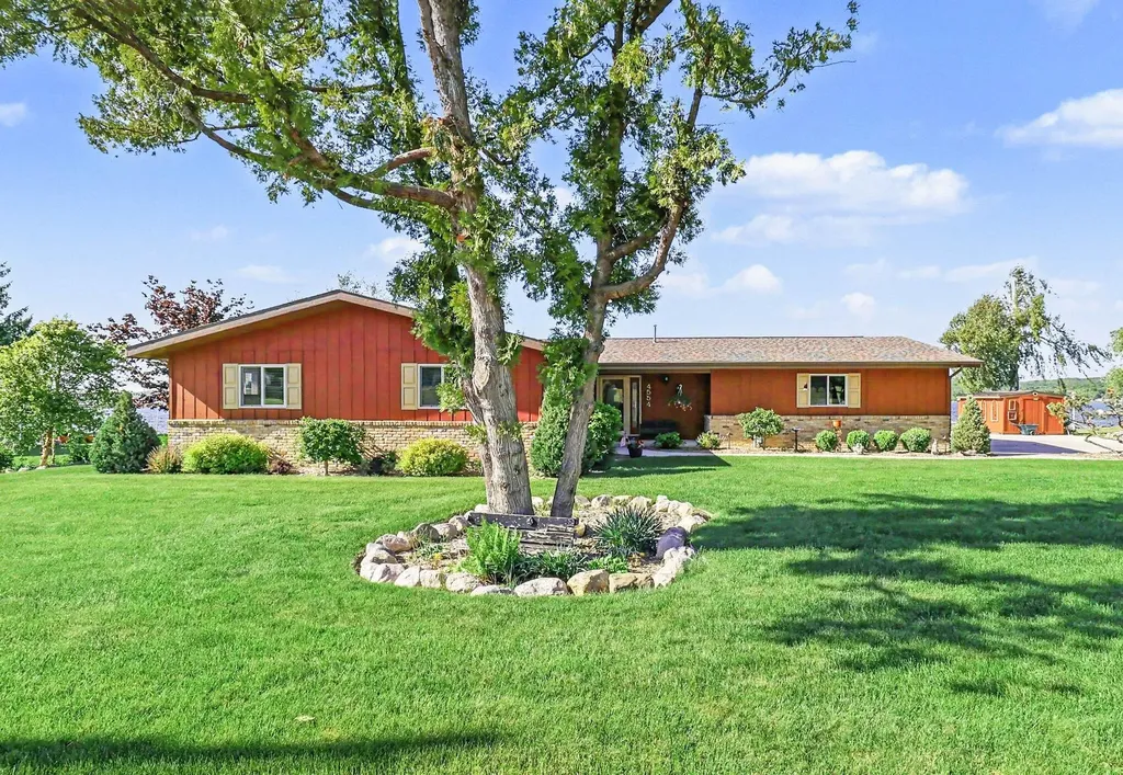 4554 Crescent Beach Road Onekama Village MI 49675