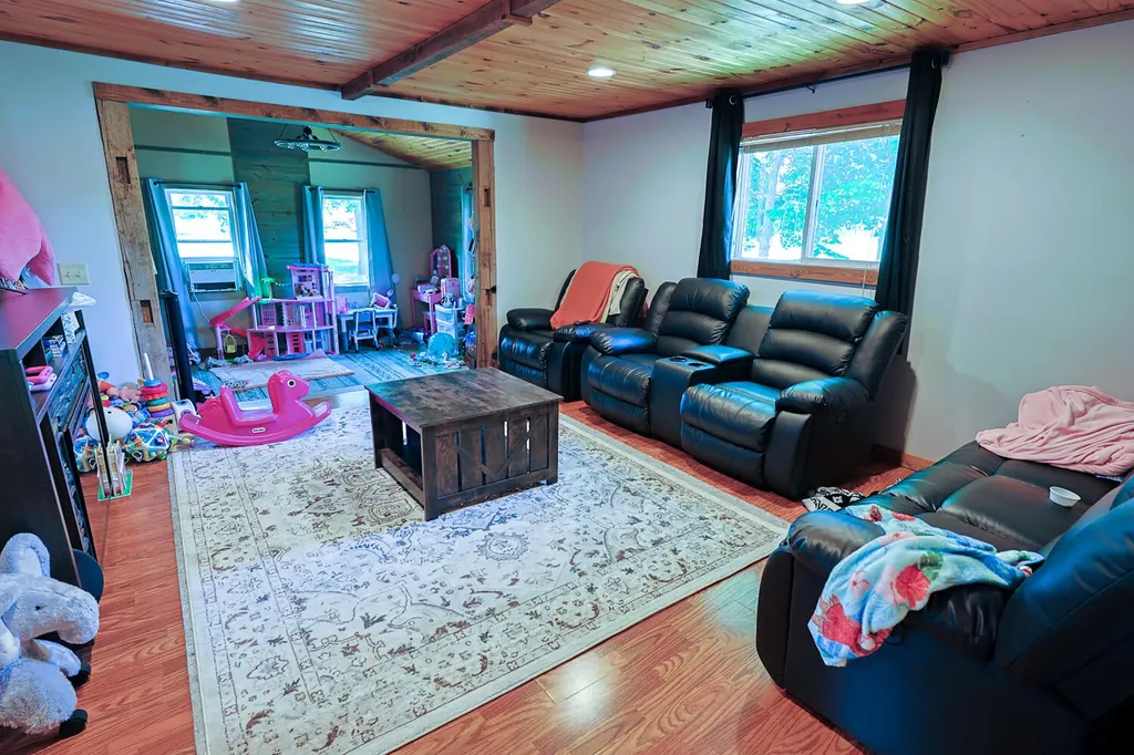 6854 E Garfield Road Newfield Township MI 49421