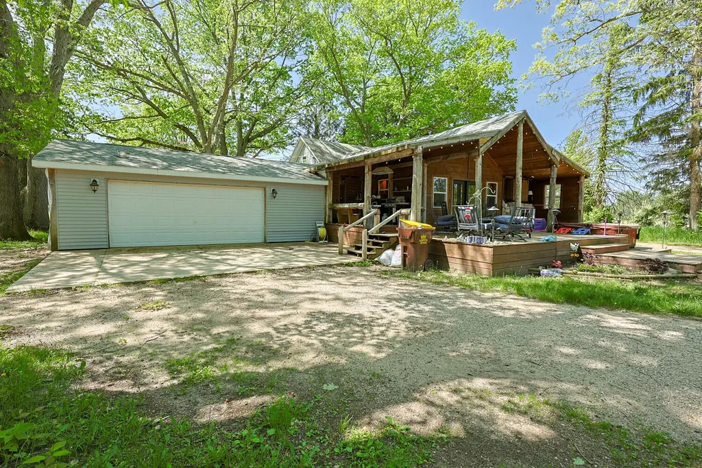 6854 E Garfield Road Newfield Township MI 49421