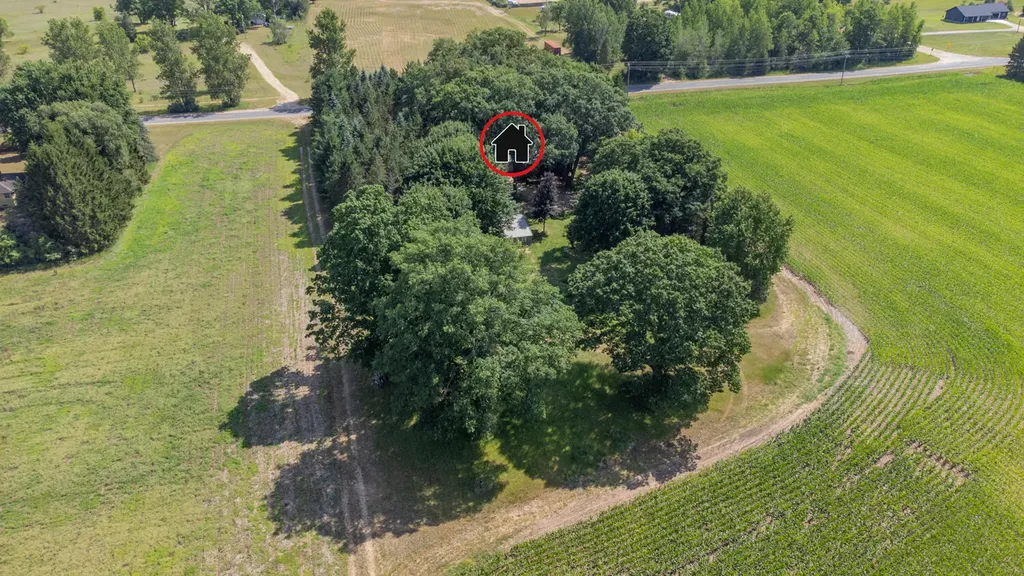 6854 E Garfield Road Newfield Township MI 49421