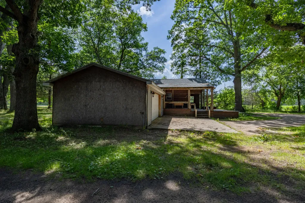 6854 E Garfield Road Newfield Township MI 49421