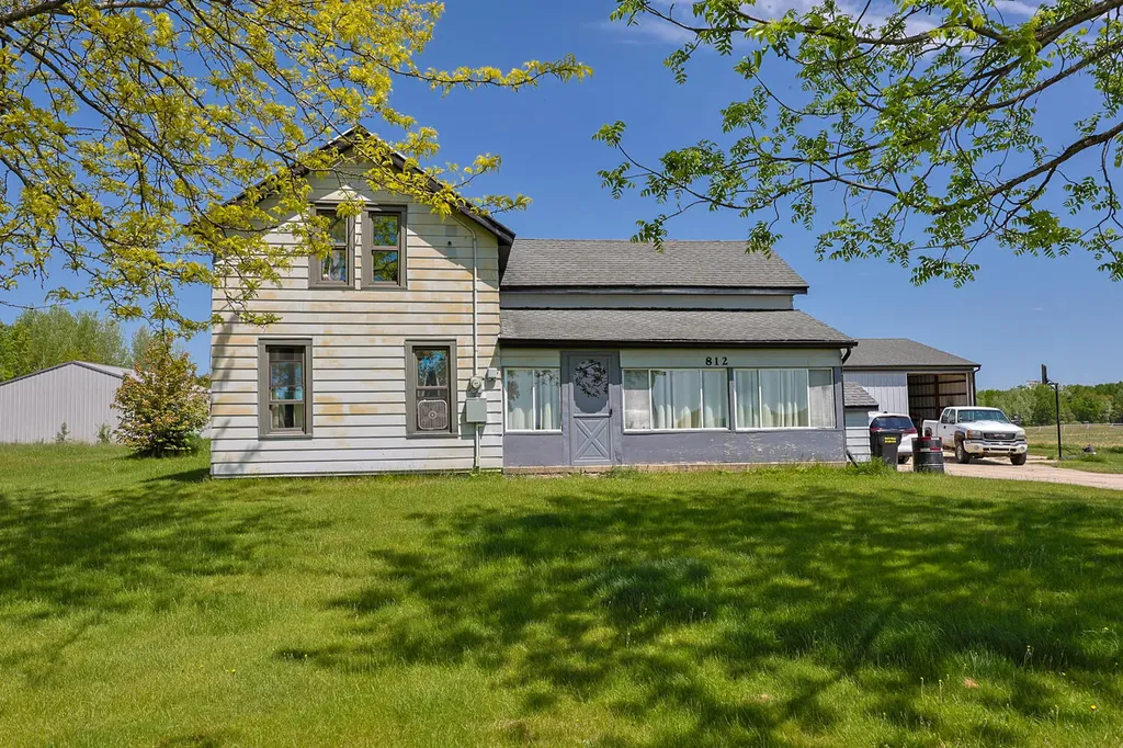 812 E Yale Road Otto Township MI 49452