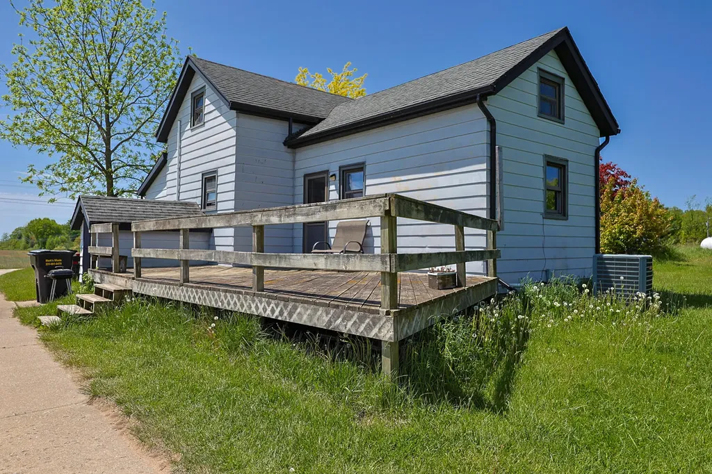 812 E Yale Road Otto Township MI 49452