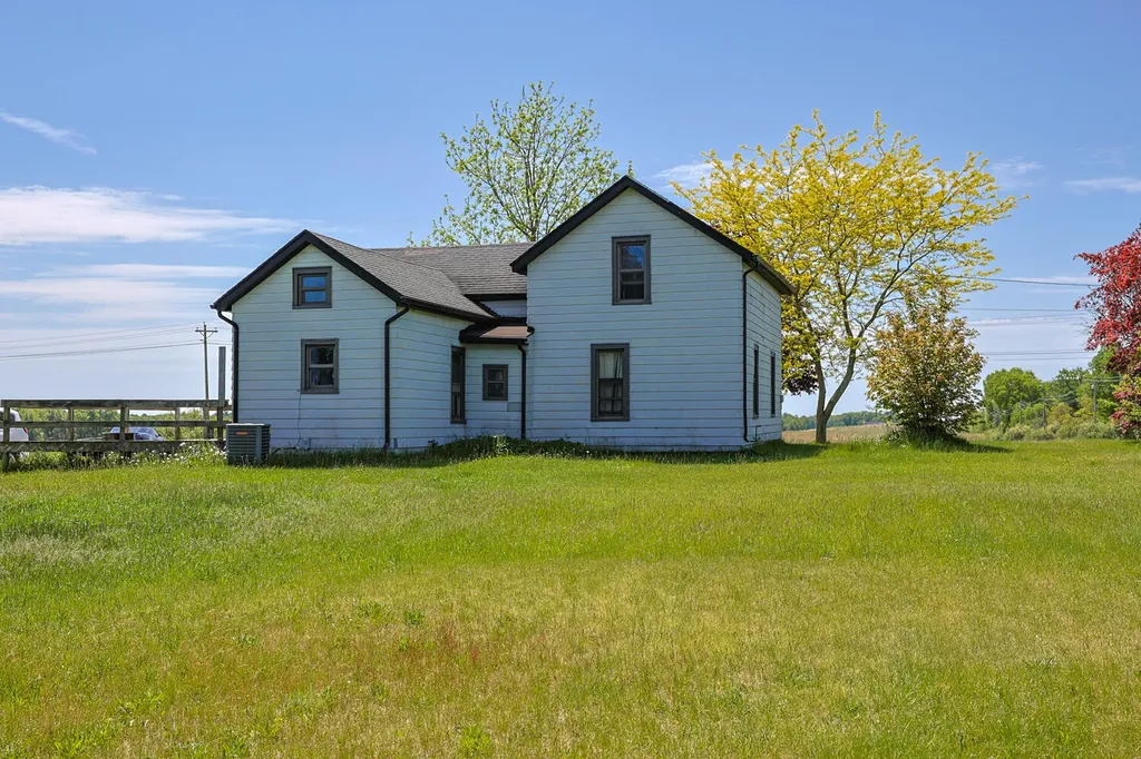 812 E Yale Road Otto Township MI 49452