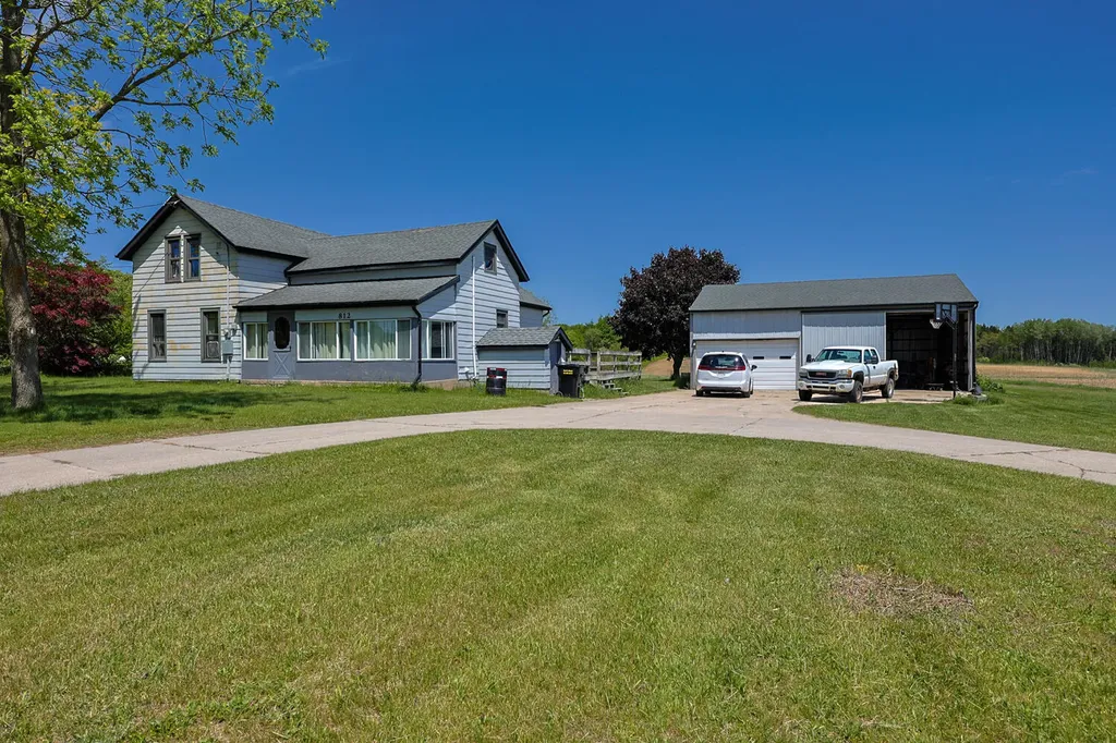 812 E Yale Road Otto Township MI 49452