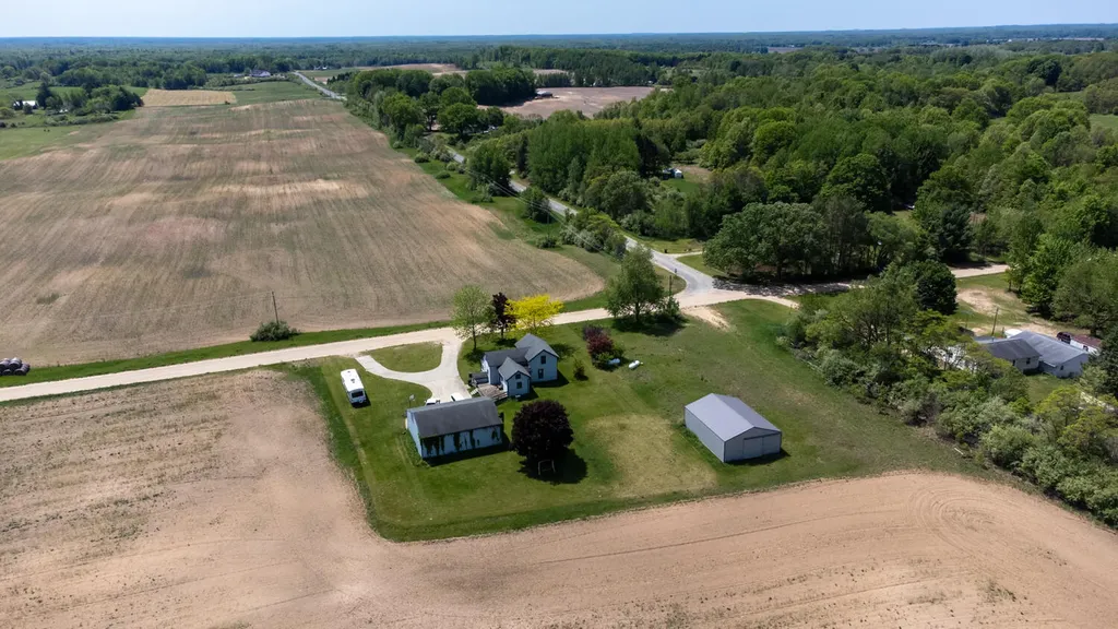 812 E Yale Road Otto Township MI 49452