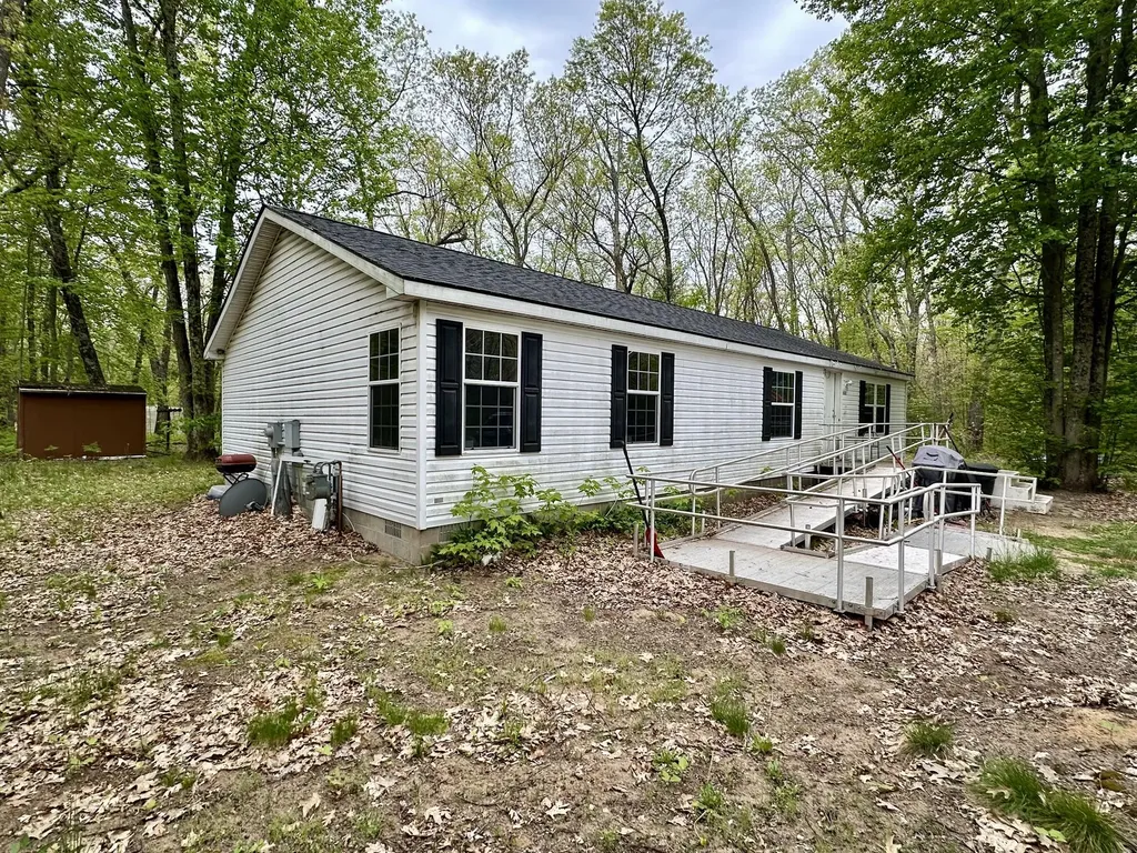 7127 Wever Road Branch Township MI 49410