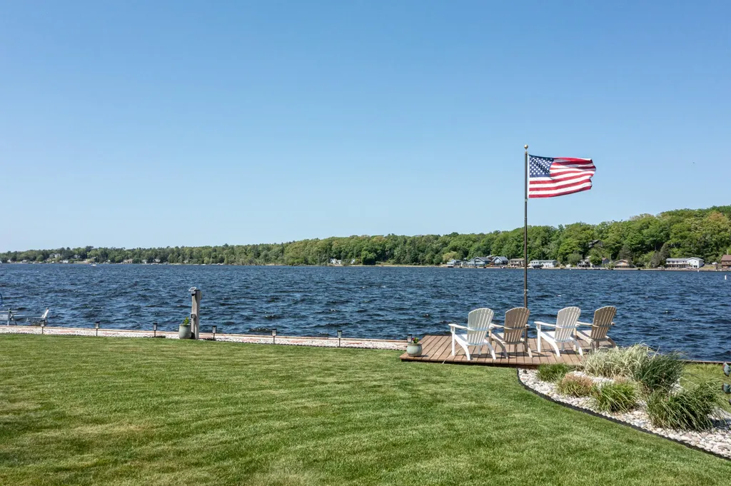 5400 Tonto Road Pentwater Township MI 49449