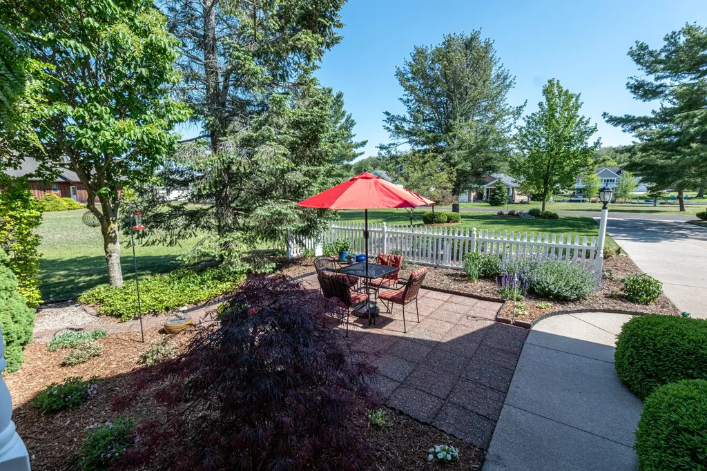 5400 Tonto Road Pentwater Township MI 49449