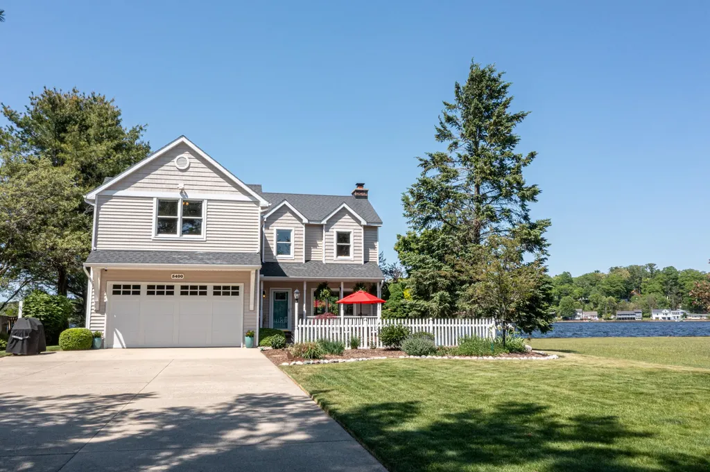 5400 Tonto Road Pentwater Township MI 49449