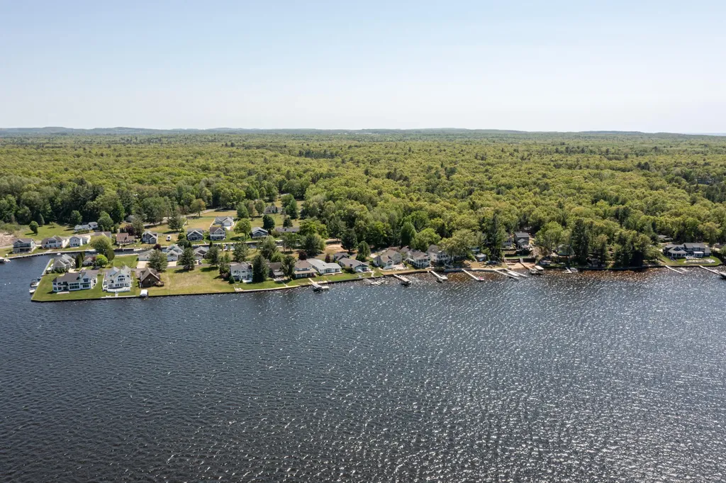 5400 Tonto Road Pentwater Township MI 49449
