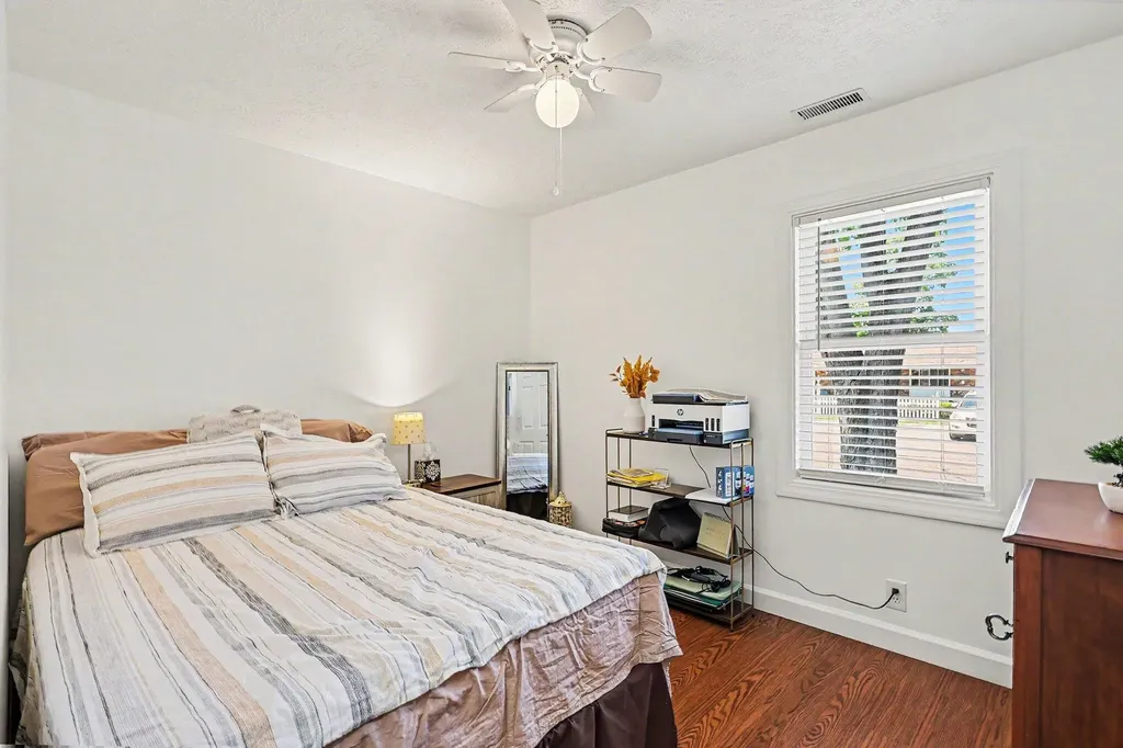 263 E 6th Shelby Village MI 49455