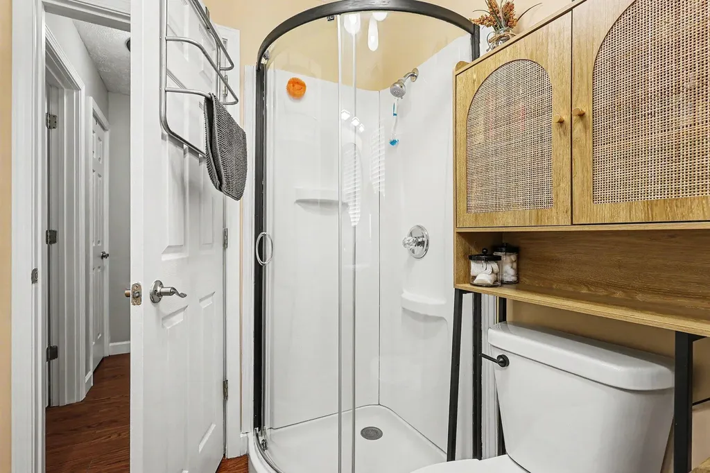 263 E 6th Shelby Village MI 49455