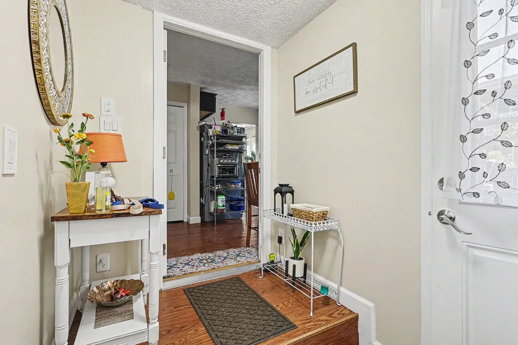 263 E 6th Shelby Village MI 49455