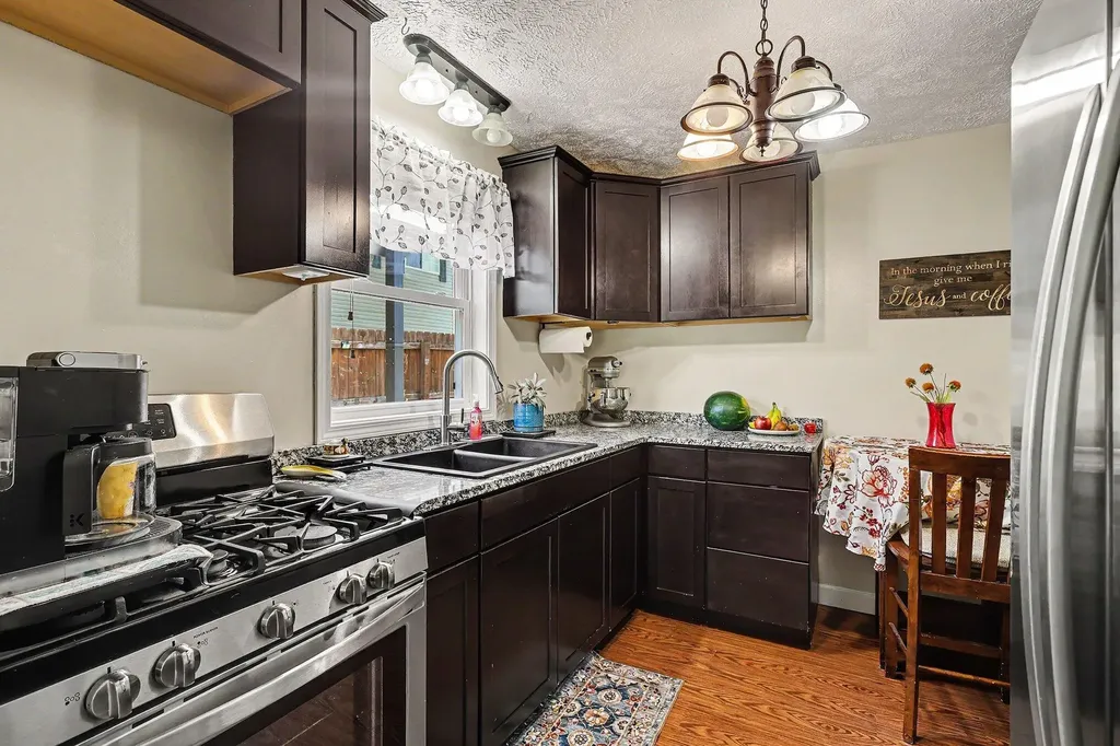 263 E 6th Shelby Village MI 49455
