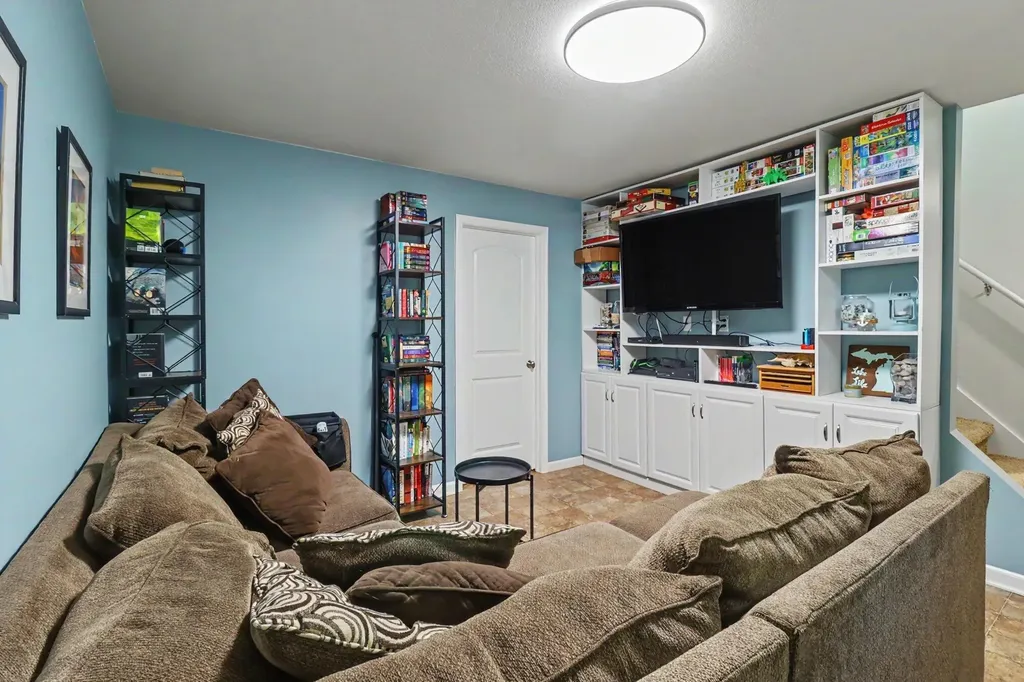 6544 W Forest Edge Drive Hamlin Township MI 49431