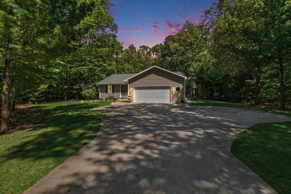 6544 W Forest Edge Drive Hamlin Township MI 49431