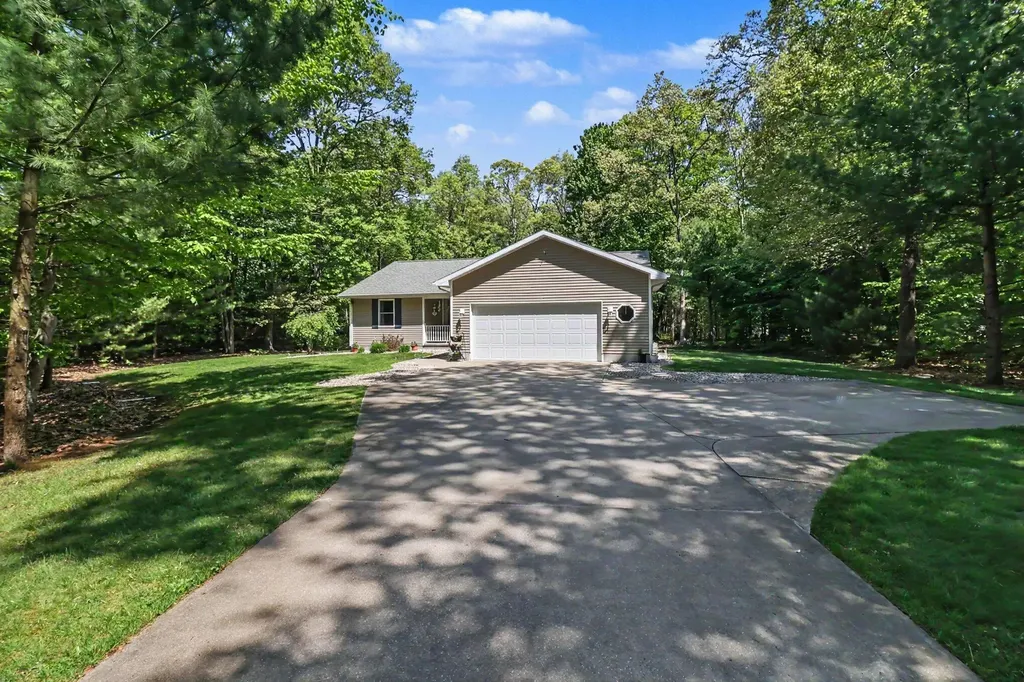 6544 W Forest Edge Drive Hamlin Township MI 49431