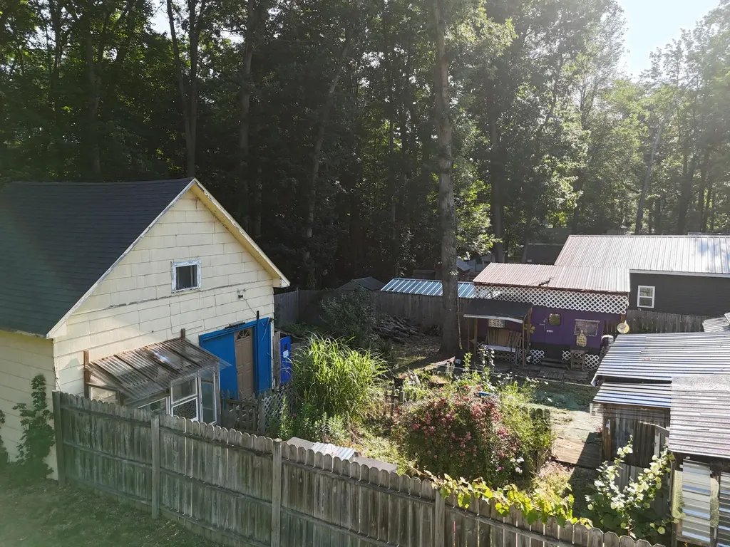 16920 6th Street Norman Township MI 49689