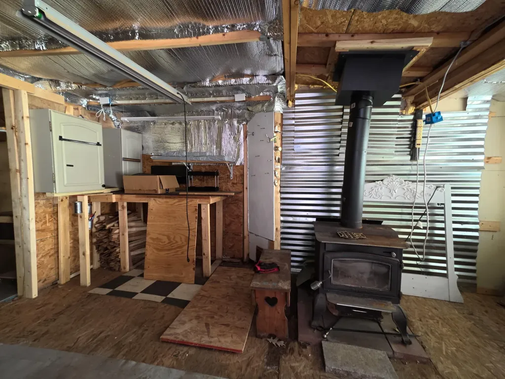 16920 6th Street Norman Township MI 49689