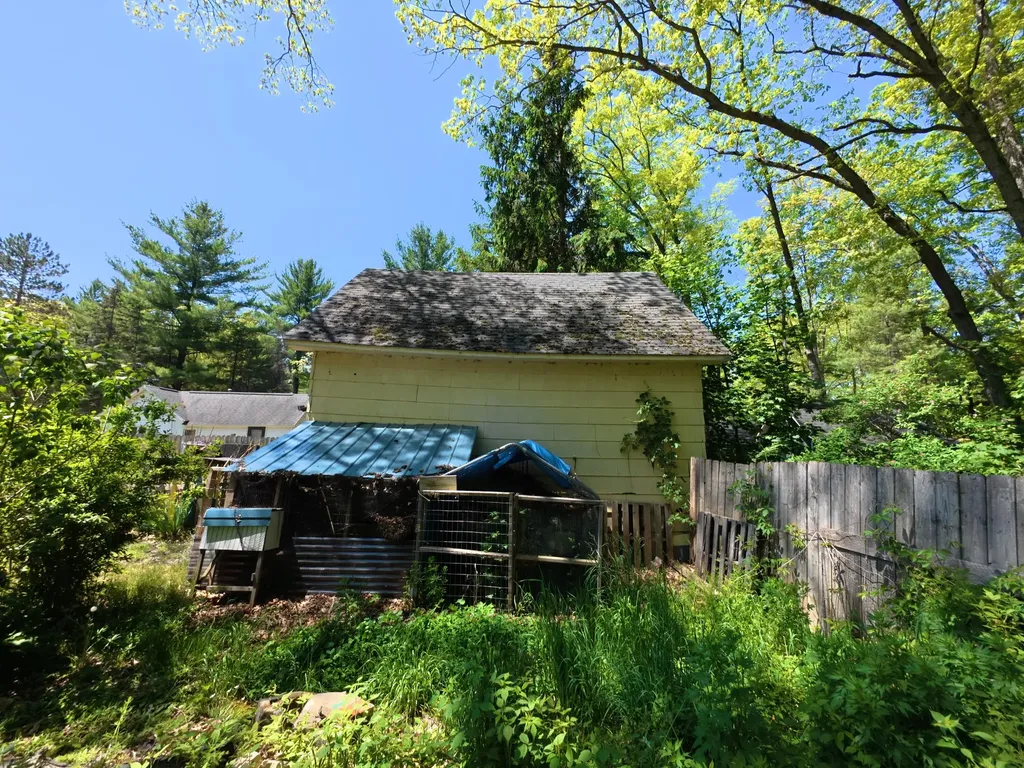 16920 6th Street Norman Township MI 49689