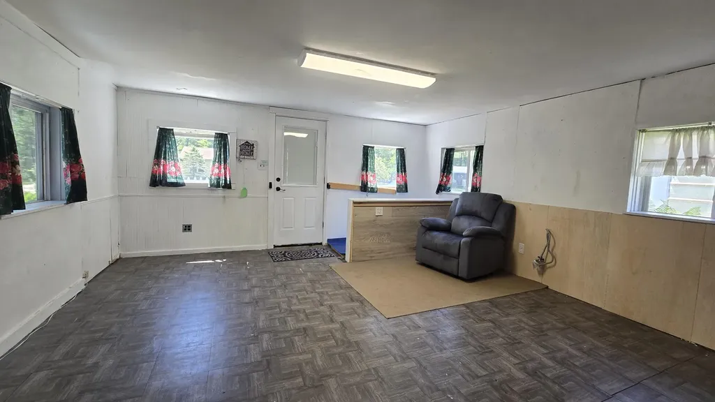 16920 6th Street Norman Township MI 49689