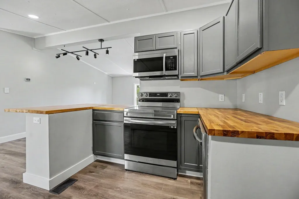 315 Elm Street East Jordan City MI 49727