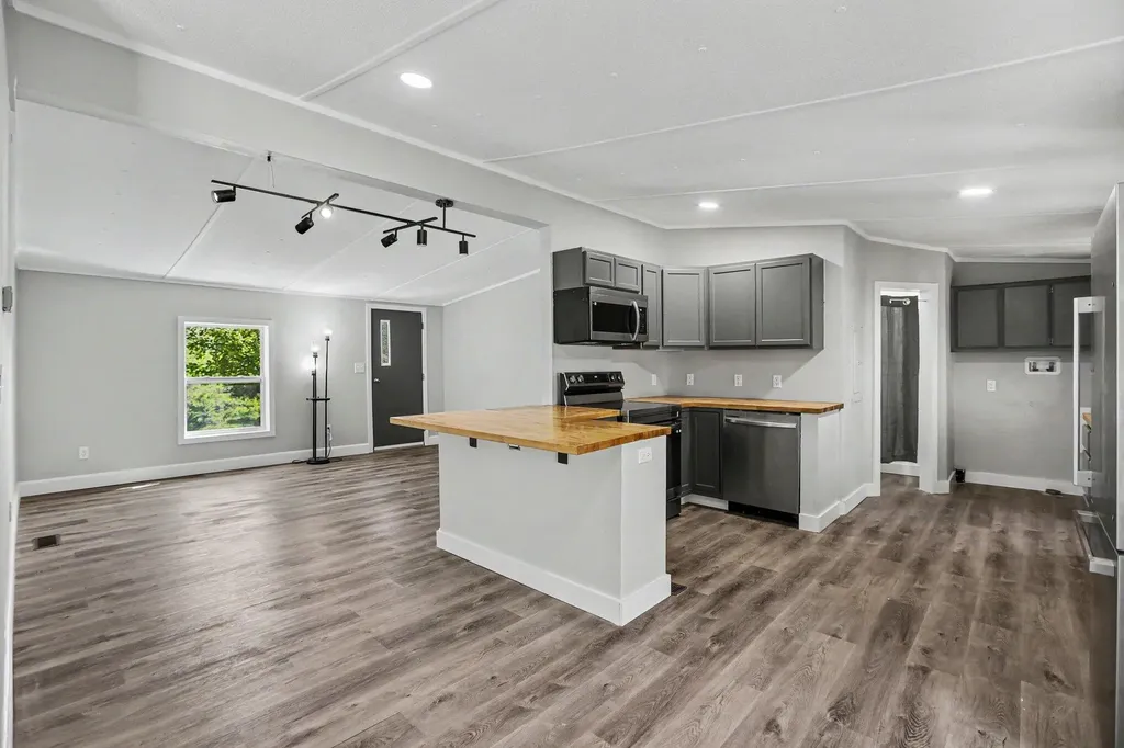 315 Elm Street East Jordan City MI 49727