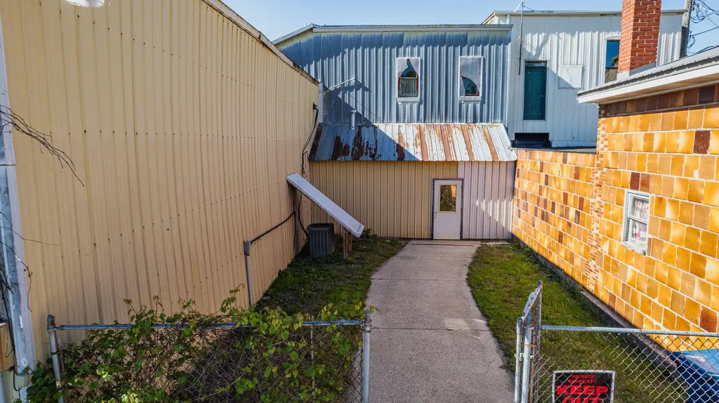 109 Washington Street Hart City MI 49420