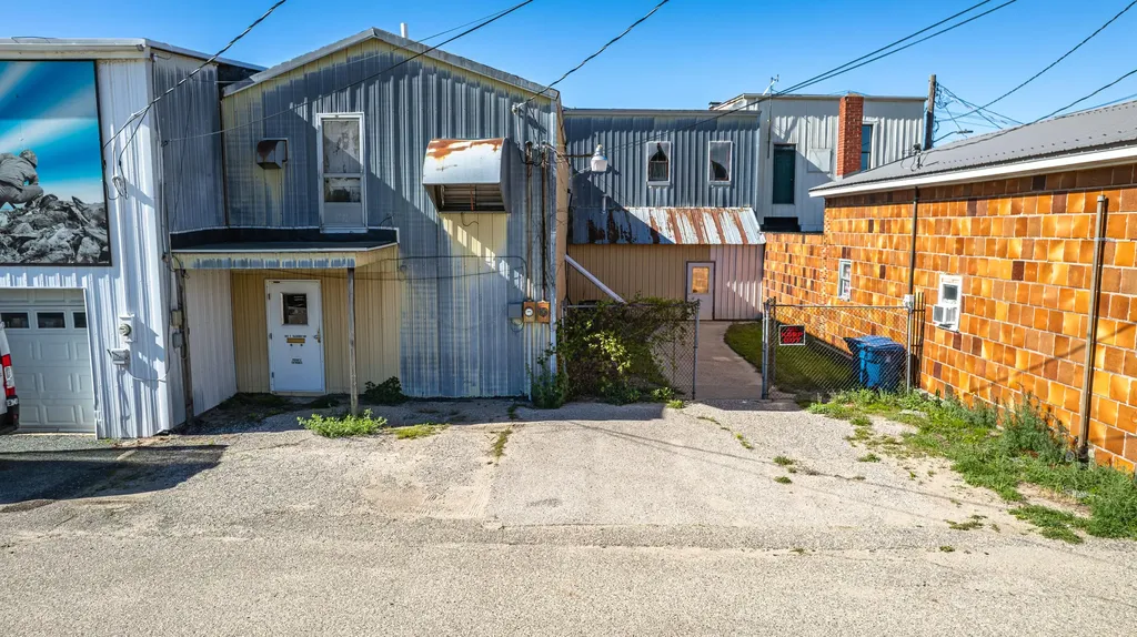 109 Washington Street Hart City MI 49420