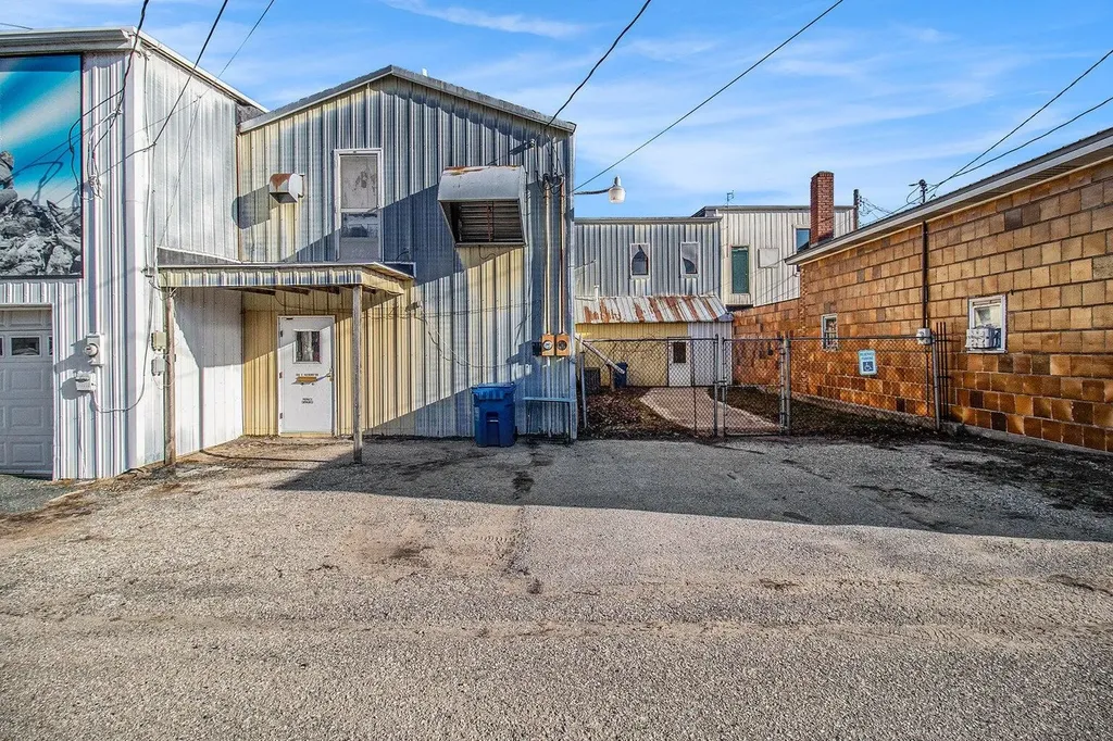 109 Washington Street Hart City MI 49420