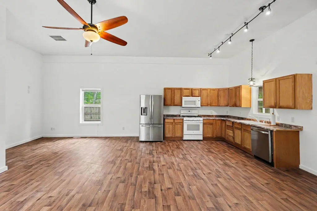 1581 Lone Pine Drive Peacock Township MI 49304