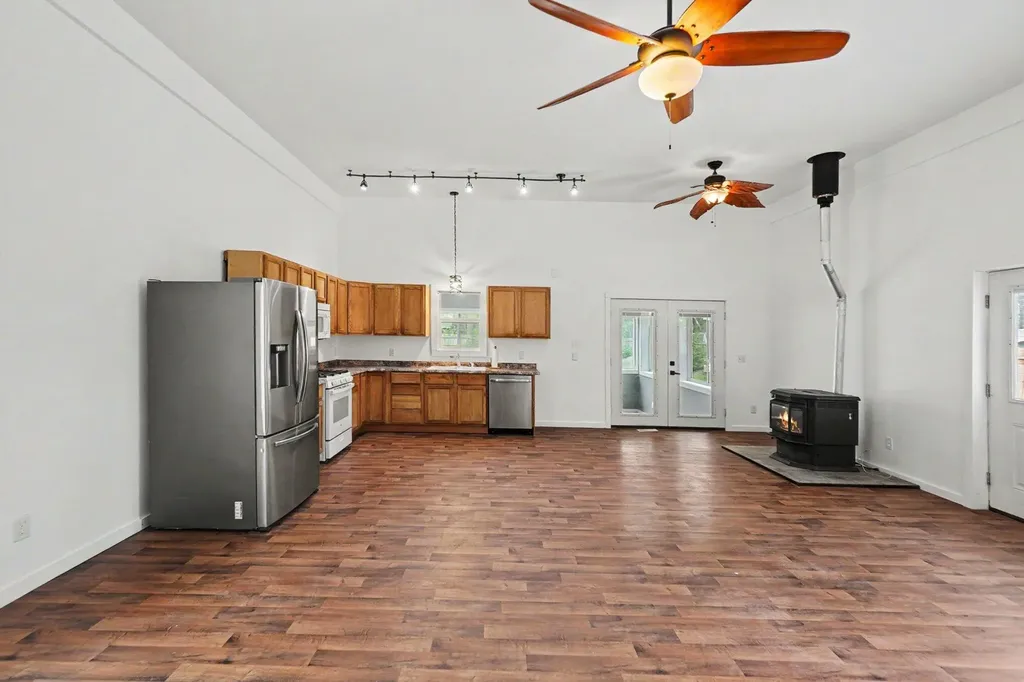 1581 Lone Pine Drive Peacock Township MI 49304