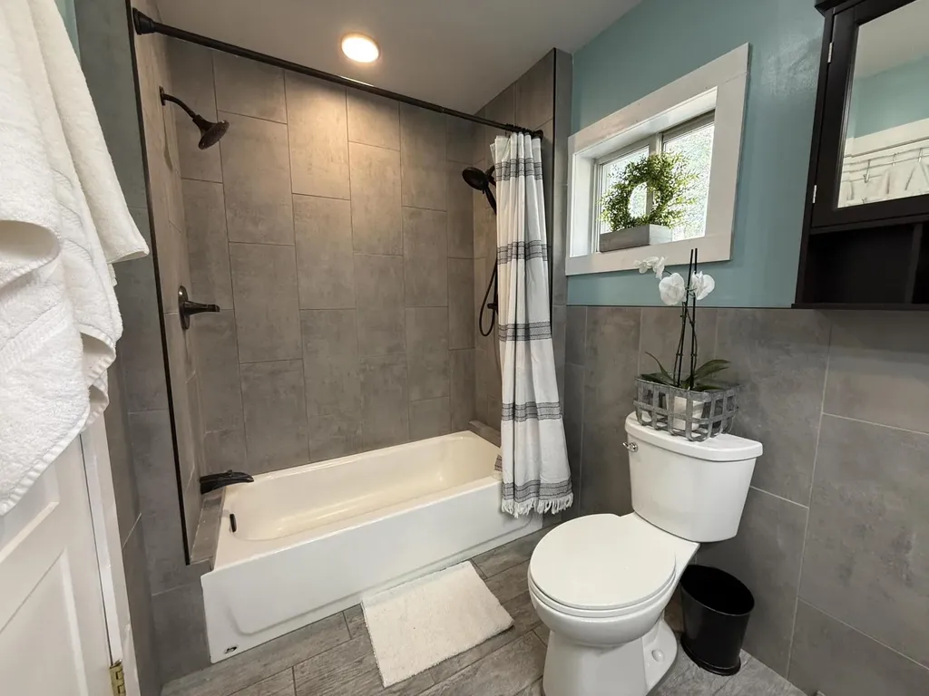 1581 Lone Pine Drive Peacock Township MI 49304