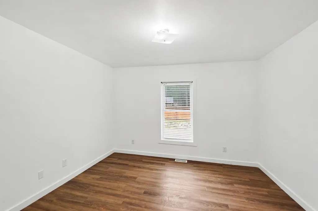 1581 Lone Pine Drive Peacock Township MI 49304