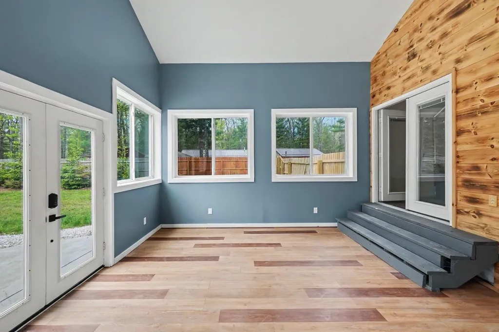 1581 Lone Pine Drive Peacock Township MI 49304