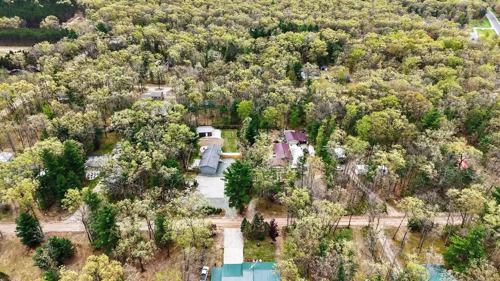 1581 Lone Pine Drive Peacock Township MI 49304