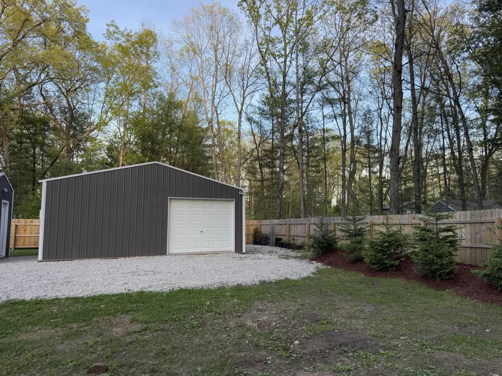 1581 Lone Pine Drive Peacock Township MI 49304