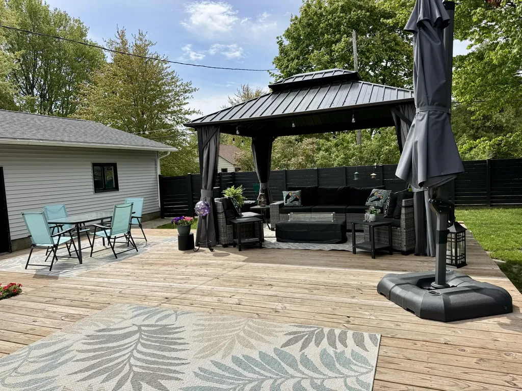 906 Mitchell Street Ludington City MI 49431