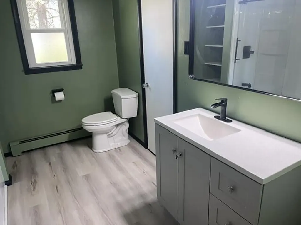 1056 E Parkdale Avenue Manistee Township MI 49660