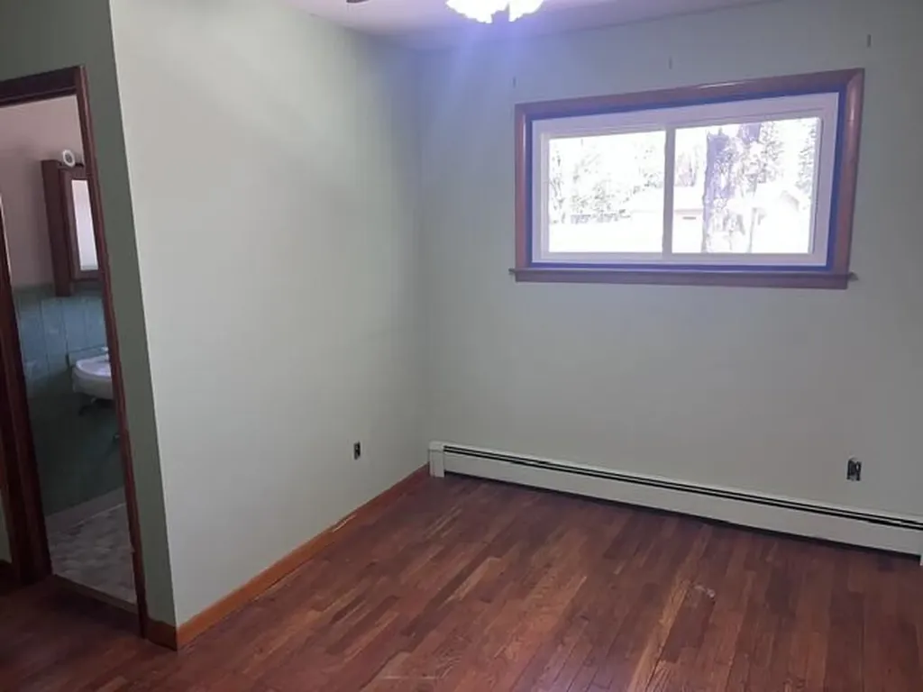 1056 E Parkdale Avenue Manistee Township MI 49660