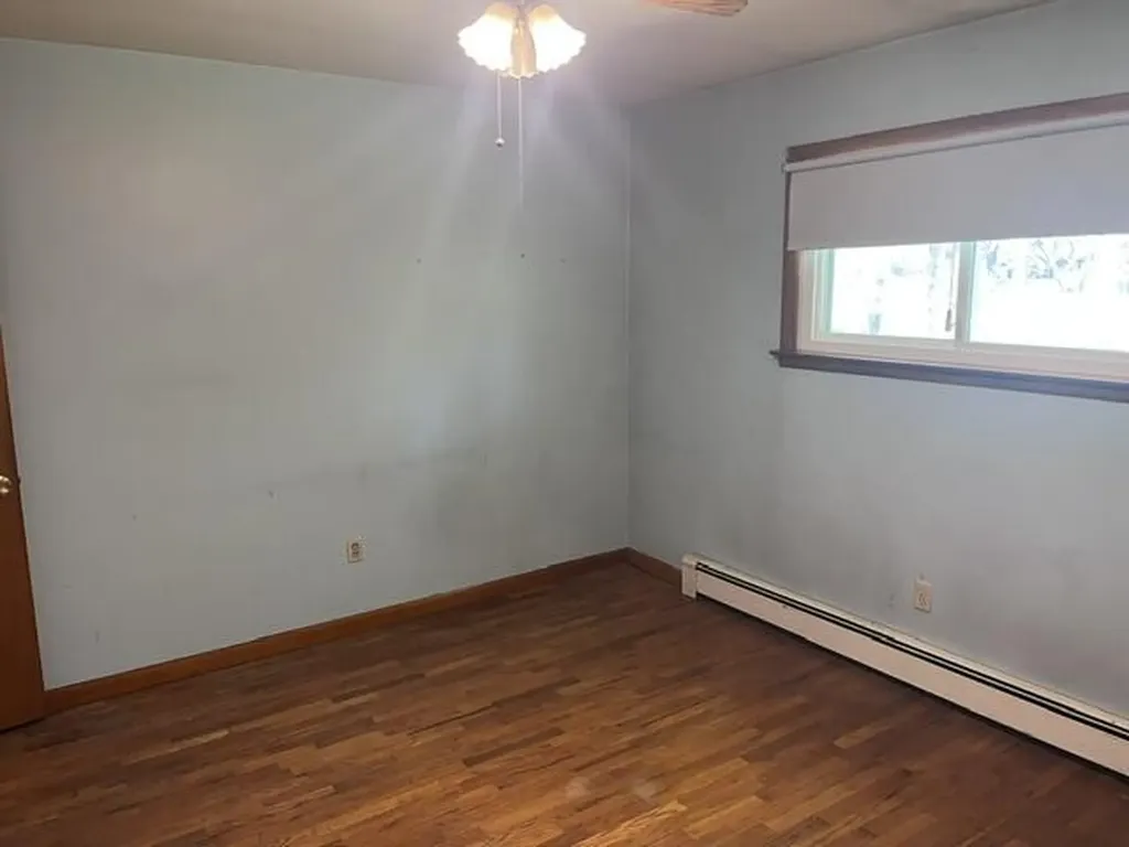 1056 E Parkdale Avenue Manistee Township MI 49660