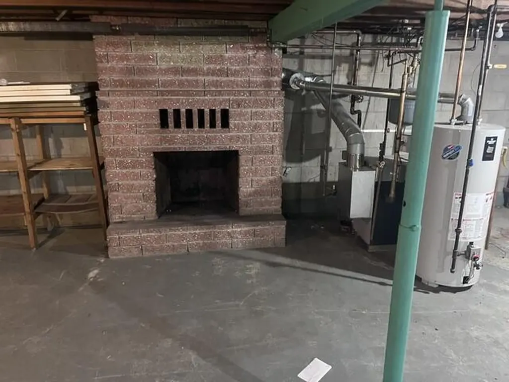 1056 E Parkdale Avenue Manistee Township MI 49660