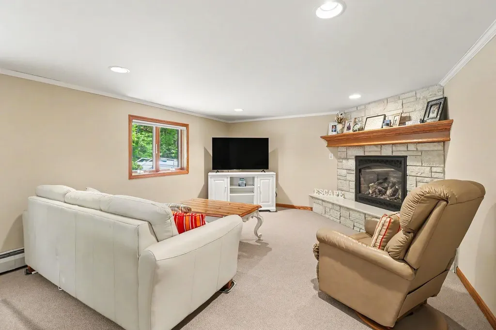 3389 N Lakeshore Drive Golden Township MI 49436