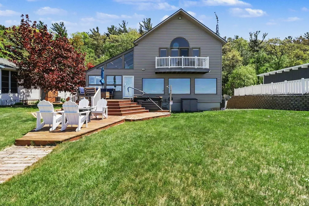 3389 N Lakeshore Drive Golden Township MI 49436