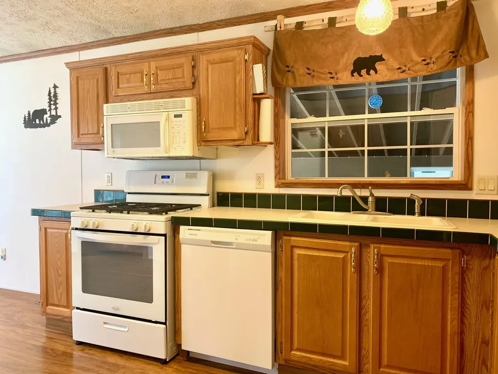 7283 White Swan Lane Hamlin Township MI 49431