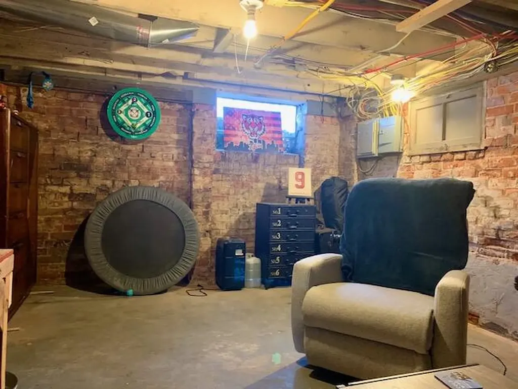 406 N Rowe Street Ludington City MI 49431