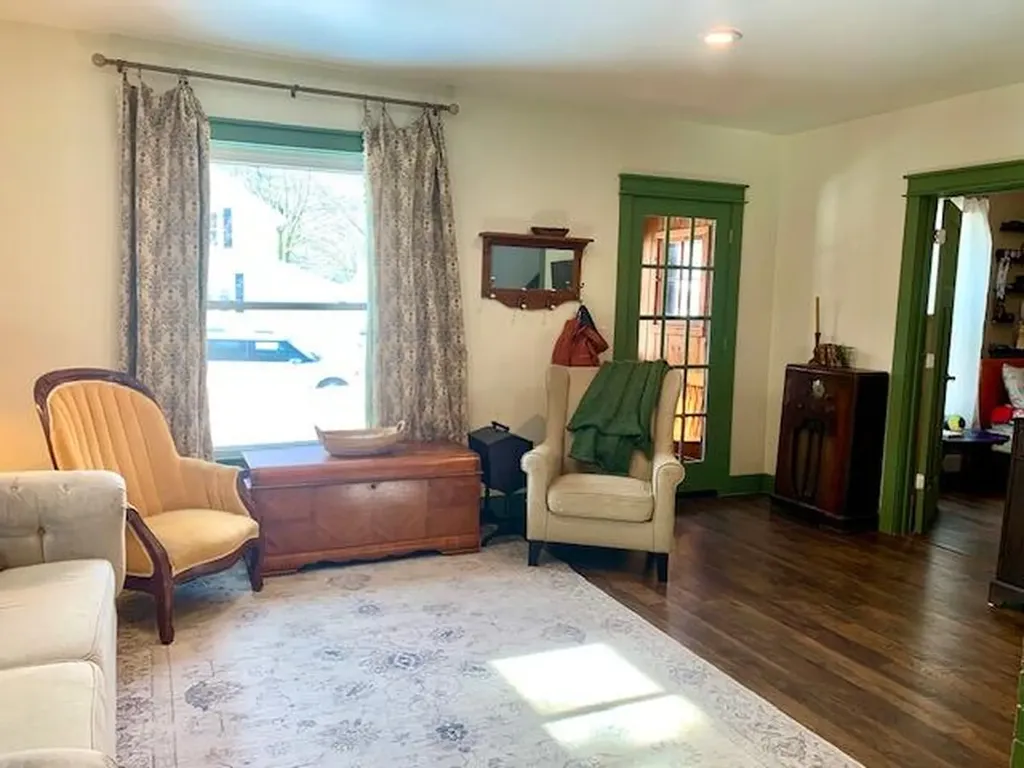 406 N Rowe Street Ludington City MI 49431