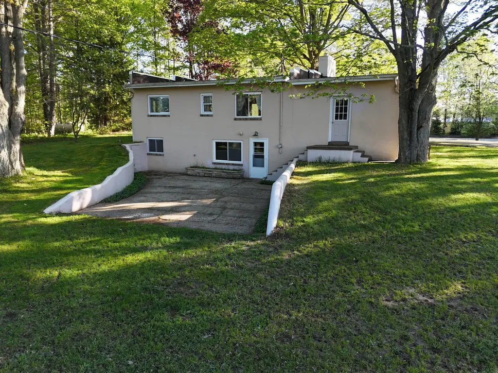 16263 Cadillac Highway Springdale Township MI 49683
